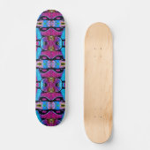 Paarse graffiti skateboard. persoonlijk skateboard (Voorkant)