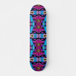 Paarse graffiti skateboard. persoonlijk skateboard