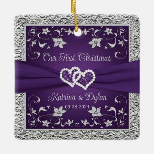 Paarse, Grijze Liefdesharten Bruiloft 1e Kerstmis Keramisch Ornament (Voorkant)