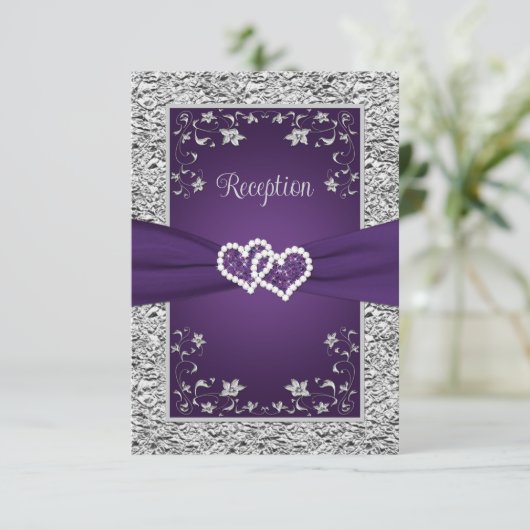 Paarse, grijze liefdesharten bruiloft receptie Kaa RSVP Kaartje (Staand voorkant)