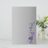 Paarse, grijze vlinderstationering briefpapier (Staand voorkant)