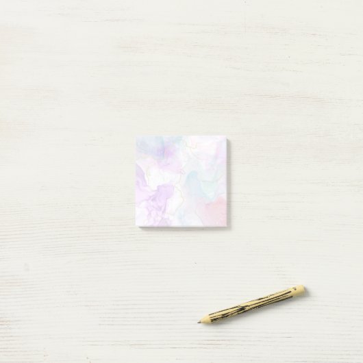 Paarse, groene, roze stromende kleuren legant post-it® notes (Op bureau)