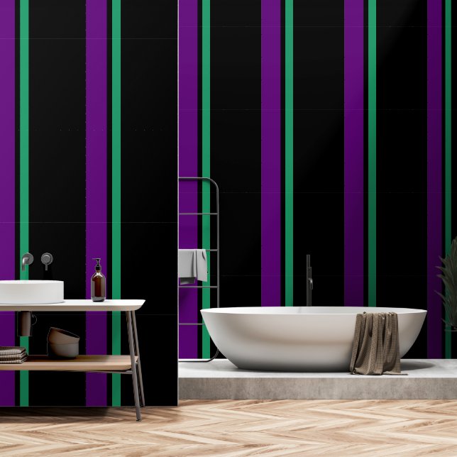 Paarse + groene streep zwart behang (Badkamer)
