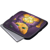 Paarse Halloween Witch Cat Laptop Sleeve (Voorkant onderkant)