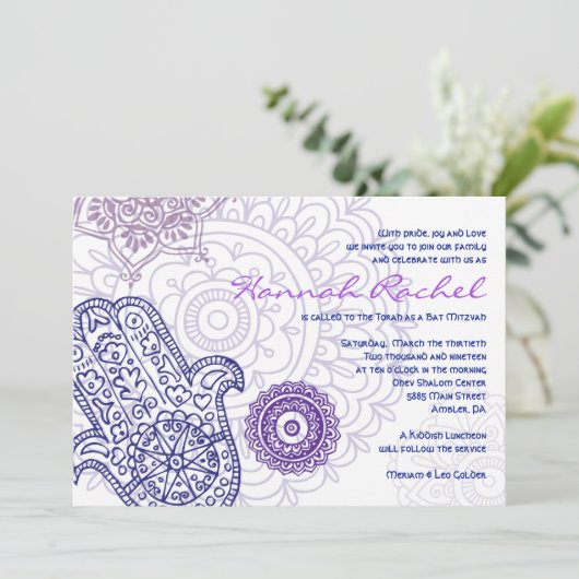Paarse HAMSA-HAND VAN GOD Bat Mitzvah Uitnodiging (Staand voorkant)