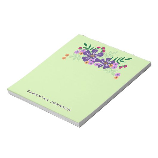 Paarse handdragende bloemen, gepersonaliseerd notitieblok (Linkerzijde)