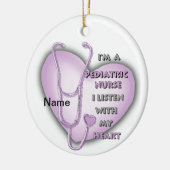 Paarse hart kinderverpleegkundige keramisch ornament (Links)