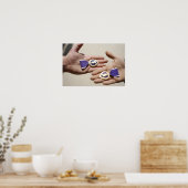 Paarse Heart-ontvangers tonen hun medailles Poster (Keuken)