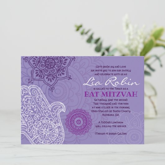 Paarse HEMSA-HAND VAN GOD Bat Mitzvah Uitnodiging (Staand voorkant)