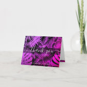 Paarse hete roze tropische palmblad script monogra bedankkaart (Voorkant)