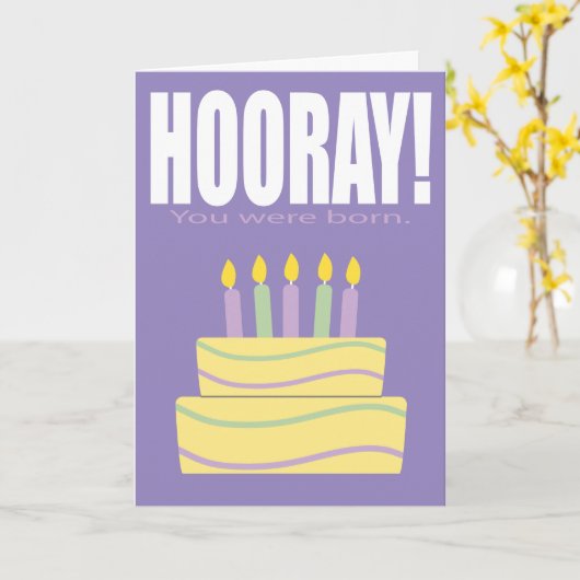 Paarse Hooray u was de Geboren Grappige Kaart van (Gele Bloem)