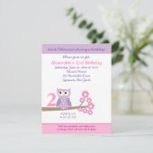 Paarse Hoot Owl Girl Birthday Invite 4.25 x 5.5 Kaart (Staand voorkant)