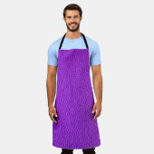 Paarse huidtextuur schort (Gedragen)