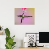 Paarse Hummingbird met een lange staart Poster (Thuiskantoor)