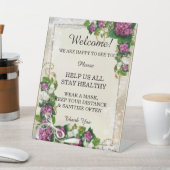 Paarse hydrangea en veiligheid van het kabelbindmi reclamebord met voetstuk (Insitu)