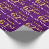 Paarse, imitatie Gold look "62e BIRTHDAY" Cadeaupapier (Hoek)