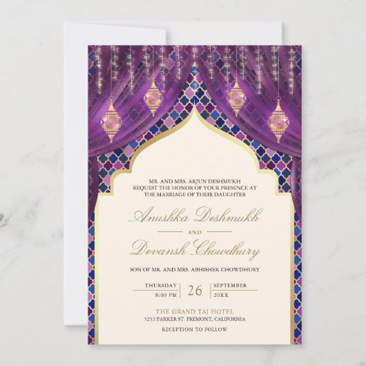 Paarse Indiase koppel trouwt met gouden lantaarns Kaart (Achterkant)