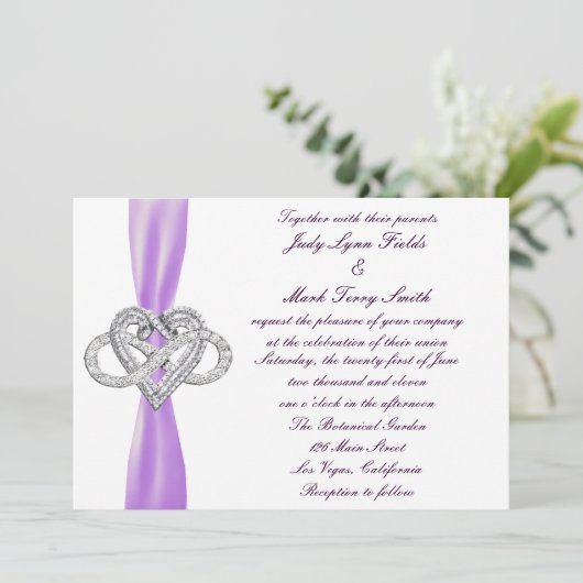 Paarse Infinity Heart bruiloft uitnodiging (Staand voorkant)