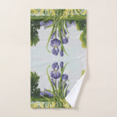 Paarse Iris Flower + Green Field Botanical Art Handdoek (Handdoek)