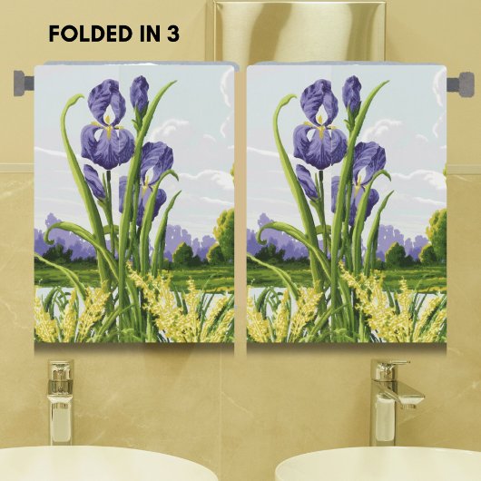 Paarse Iris Flower + Green Field Botanical Art Handdoek