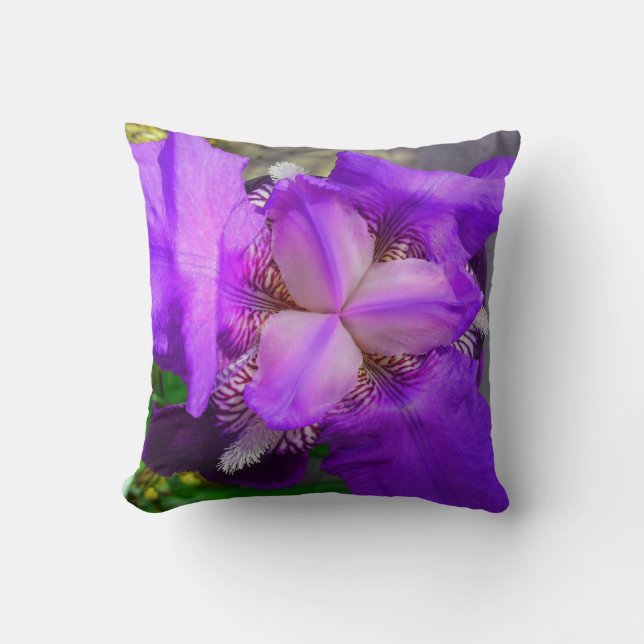 Paarse Iris Pillow Kussen (Voorkant)