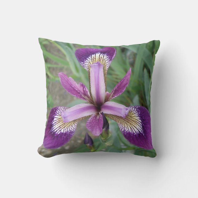 Paarse Iris Pillow Kussen (Voorkant)