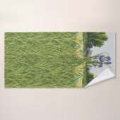 Paarse Iris ventilator + groen veld  botanisch Badhanddoek (Badhanddoek)