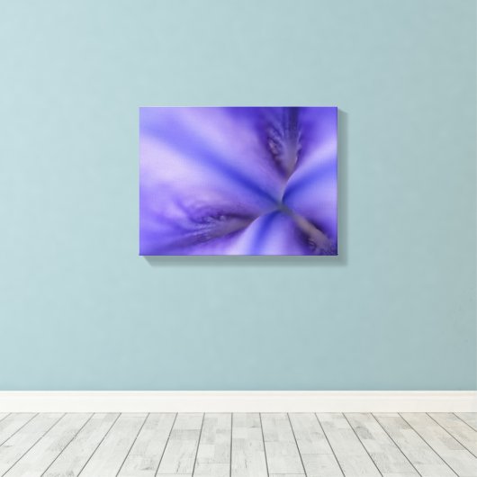 Paarse Iris-ventilator Sluiten Canvas Afdruk (Insitu (Houten vloer))