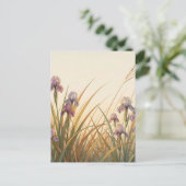 Paarse Iris Weide Gouden Gras Landschap Briefkaart (Staand voorkant)