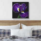 Paarse irisdoek canvas afdruk (Insitu (Slaapkamer))