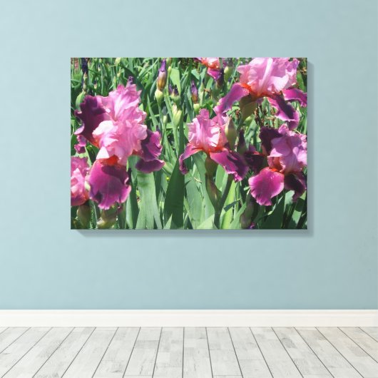 Paarse Irises Spring Floral Canvas Afdruk (Insitu (Houten vloer))