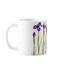 Paarse irissen geïsoleerd op een witte achtergrond