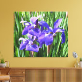 Paarse irissen op doek canvas afdruk (Insitu (Woonkamer))