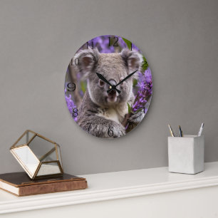 Paarse Jacaranda Koala Beer, Grote Klok