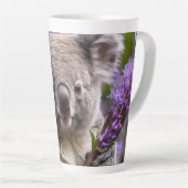Paarse Jacaranda Koala Beer, Latte Mok (Rechterhoek)