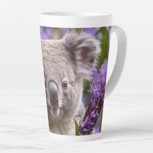Paarse Jacaranda Koala Beer, Latte Mok (Rechterhoek)