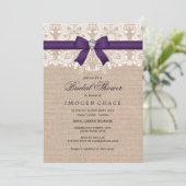 Paarse kant & Burlap Vrijgezellenfeest Uitnodigen Kaart (Staand voorkant)