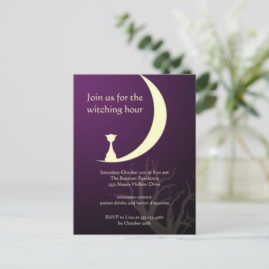 Paarse kattenmaan spooky Halloween uitnodigingskaa Uitnodiging Briefkaart (Staand voorkant)