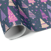 Paarse kerstbomen Sneeuwvlokken Blauw Kerstmis Cadeaupapier (Rol Hoek)