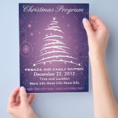 Paarse kerstbrochure met vakantiebomen flyer (Hand)