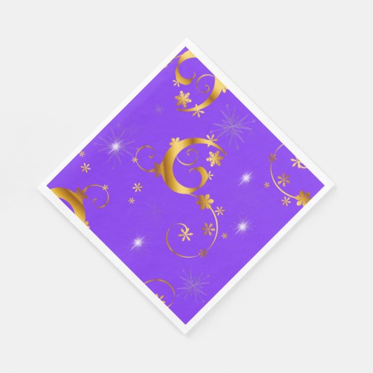 Paarse kerstmis met goudzwijn en sterren servet (Hoek)
