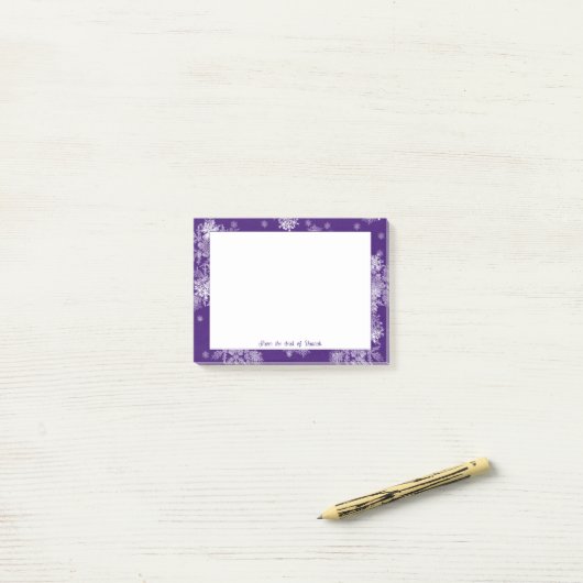 Paarse kerstsnowflakes Aangepaste notities Post-it® Notes (Op bureau)