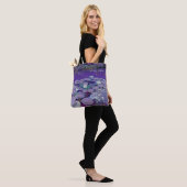 Paarse Lake Dreaming Tote Bag (Op model)