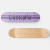 Paarse lavendel Aangepast gestreept monogram Skateboard (Horizontaal)