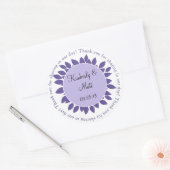 Paarse Lavendel Bloemblaadjes Bruiloft Favor Stick Ronde Sticker (Envelop)