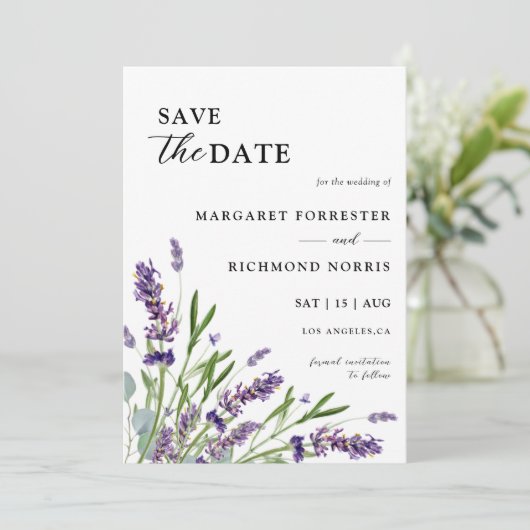 Paarse Lavendel bloemenbruiloft Save the Date Kaart (Staand voorkant)