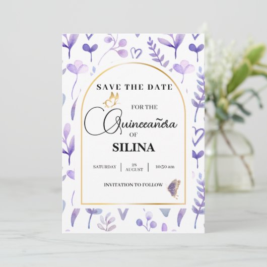 Paarse Lavendel Gouden Boog Quinceañera Vlinder Save The Date (Staand voorkant)