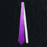 Paarse lavendel gradiënt geometrisch mesh patroon stropdas<br><div class="desc">Driehoek geometrisch gaas met licht tot donkerroze paarse lavendel ombre gradiënt.</div>