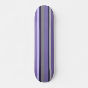 Paarse Lavendel Grijs Verticaal Gestreept Persoonlijk Skateboard