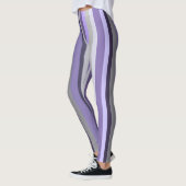 Paarse lavendel grijze verticale gestreepte leggings (Links)